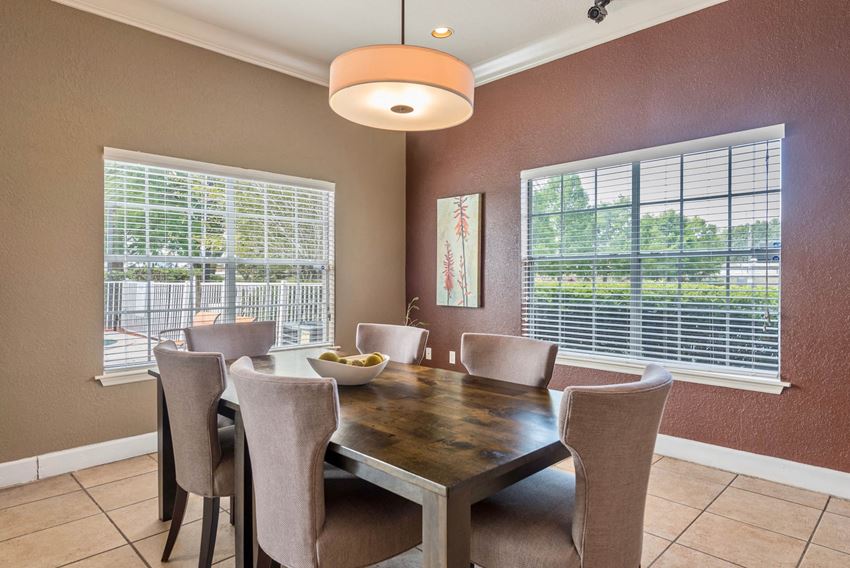 St. Cloud Village Apartments, 201 St Cloud Village Court, Kissimmee, FL